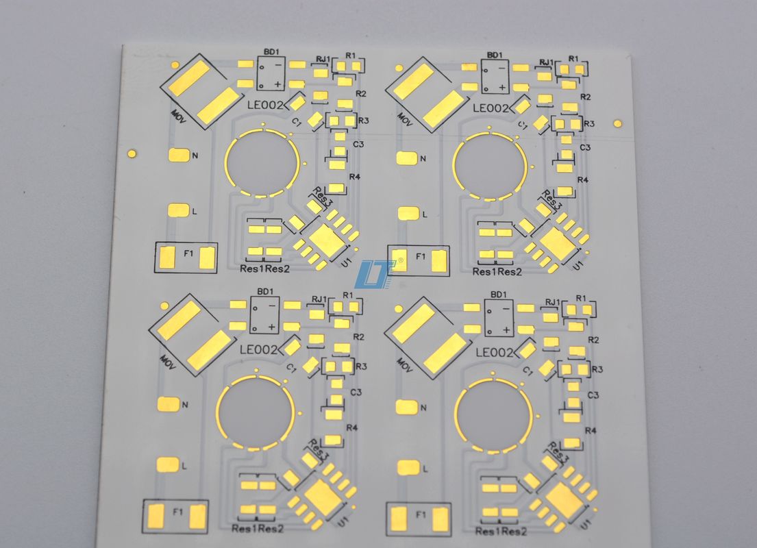내구성 크기 2mm~200mm 세라믹 PCB 보드 AL2O3 ALN 블랙 솔더 마스크