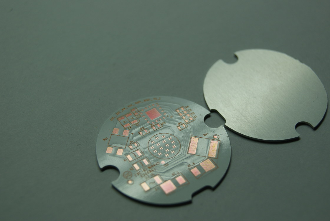 2-16 레이어 벤텍 금속 PCB 녹색 용접 마스크 색상 성능