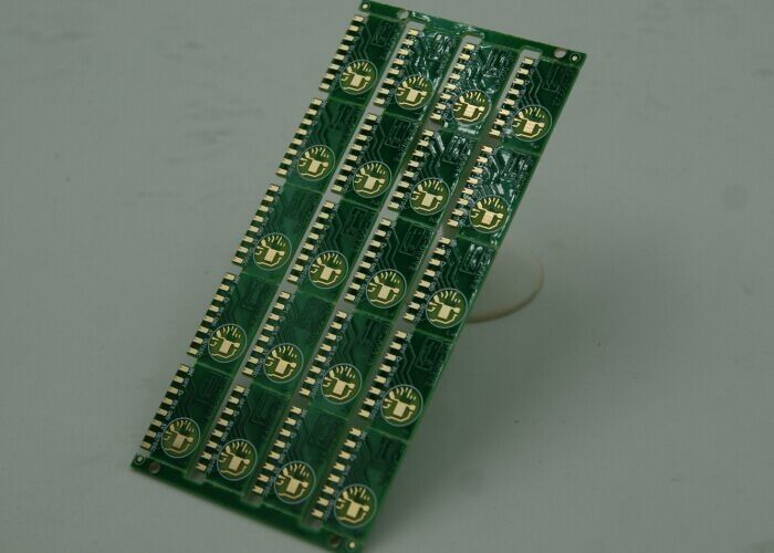 침수 금 표면 처리 된 이중 면 PCB 흰색 / 검은색 실크 스크린 1.6mm 0.075 mm 미니 홀 디아