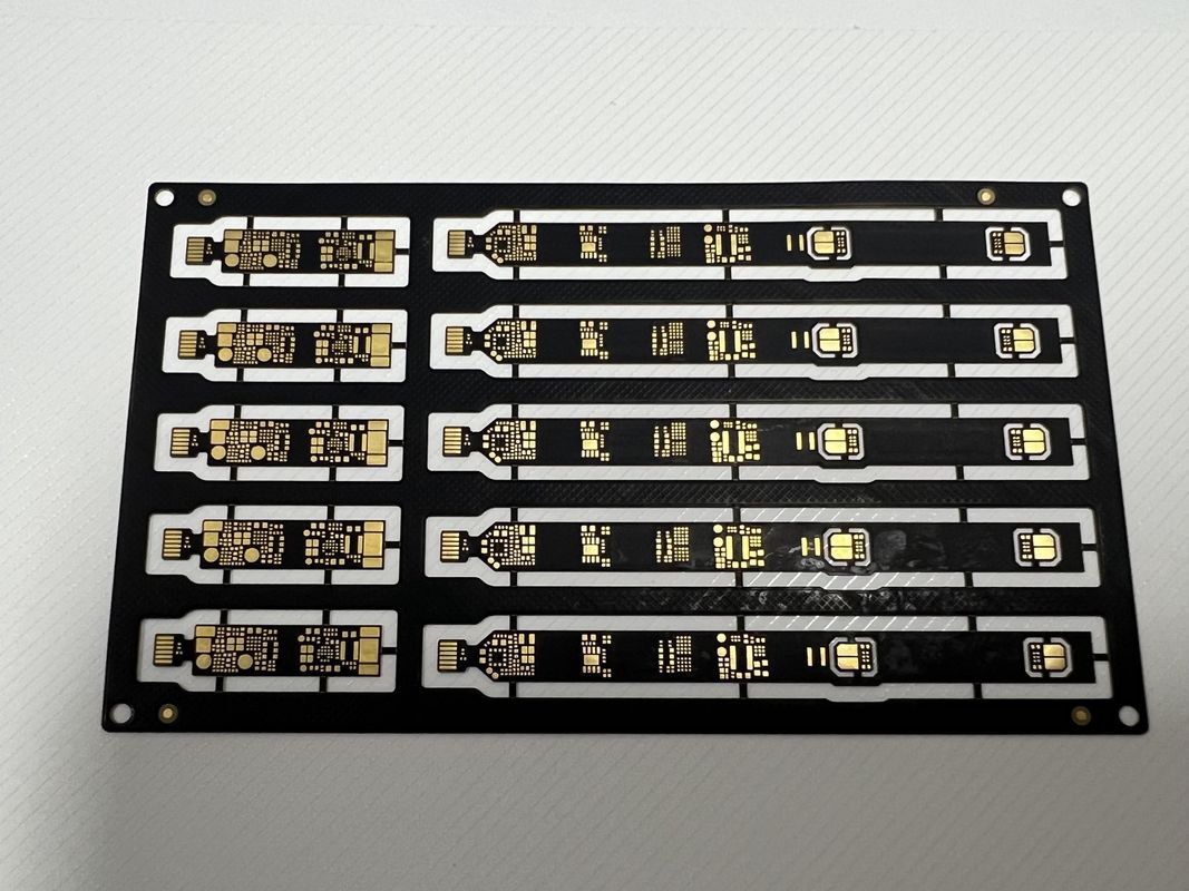 로컬 밀도 산포리제이드 딱딱한 플렉스 PCB 조립 4 층 0.1mm SMD BGA 구성 요소와 함께 추적