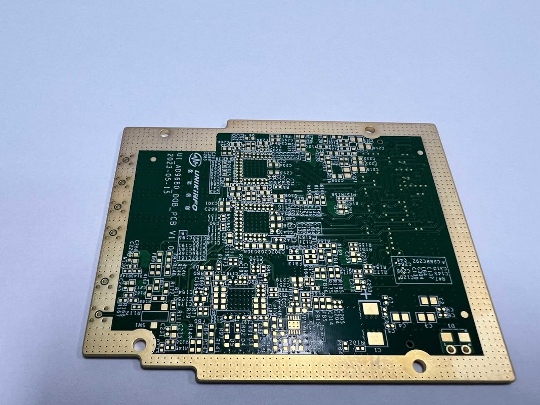 고 정밀 HDI PCB 보드 레이어 오차 /- 0.06 4L 미니 Bga Pitch 0.3mm